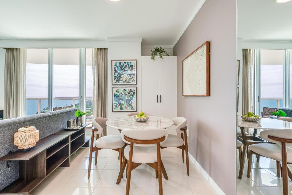 Apartamento 2 Bedroom Bay View Beauty In Coconut Grove- Parking For 2 Cars Included!
