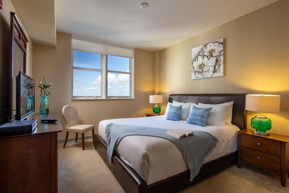 Mare Azur Luxury By Grand Bay Hotel Miami