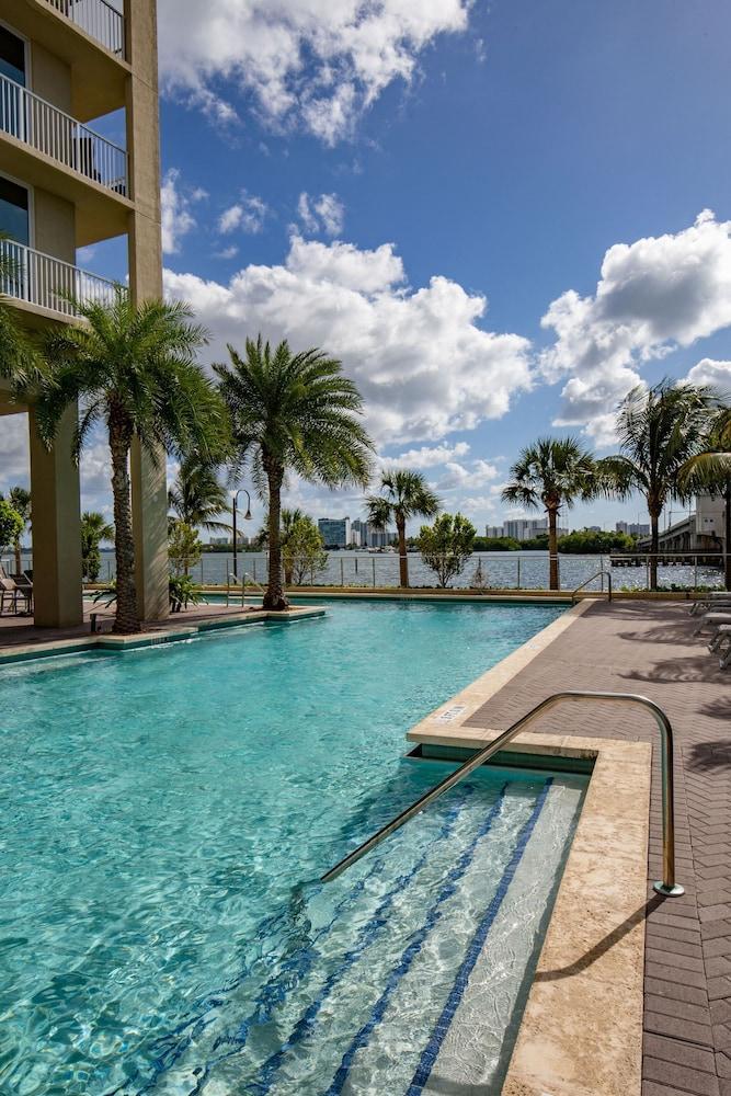 Hotel Mare Azur Luxury By Grand Bay