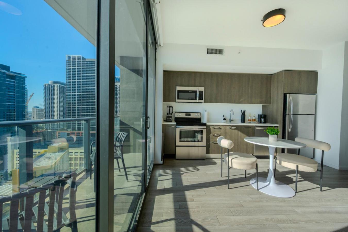 Luxury Loft - Free Parking - Ocean View - Brickell Downtown Apartment