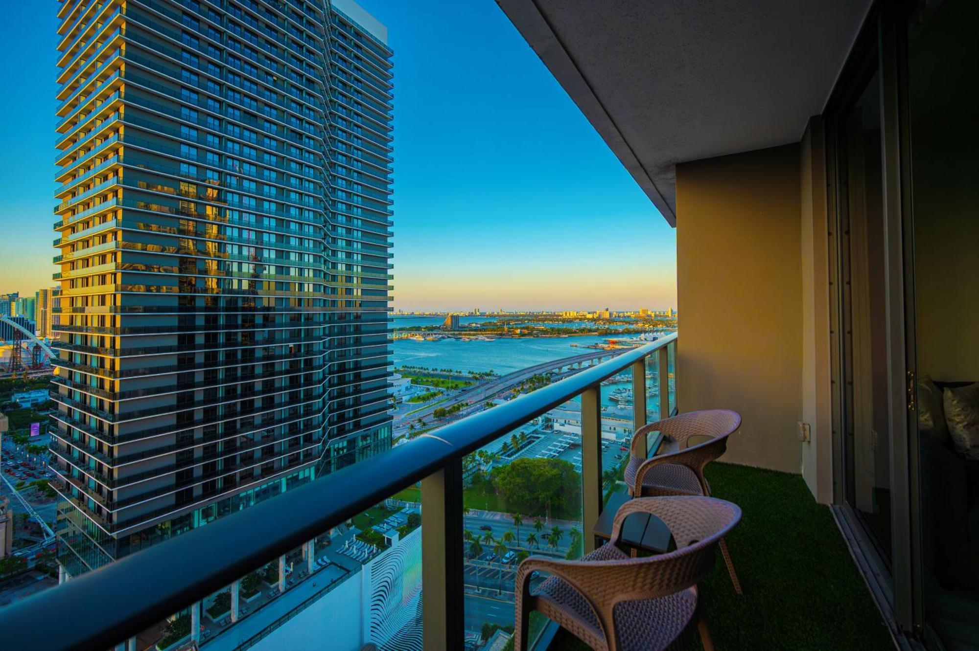 Apartment Luxury Loft - Free Parking - Ocean View - Brickell Downtown *