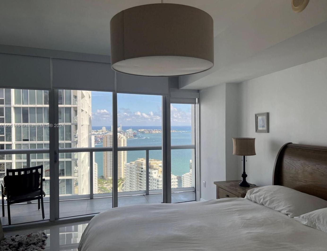 Aparthotel Icon Brickell Residences 4*