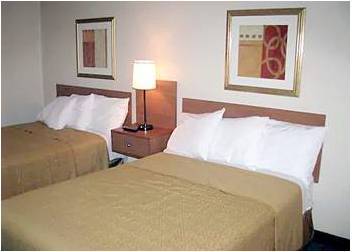 Rodeway Airport Hotel