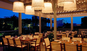 Four Seasons - Luxury Private Residences Aparthotel