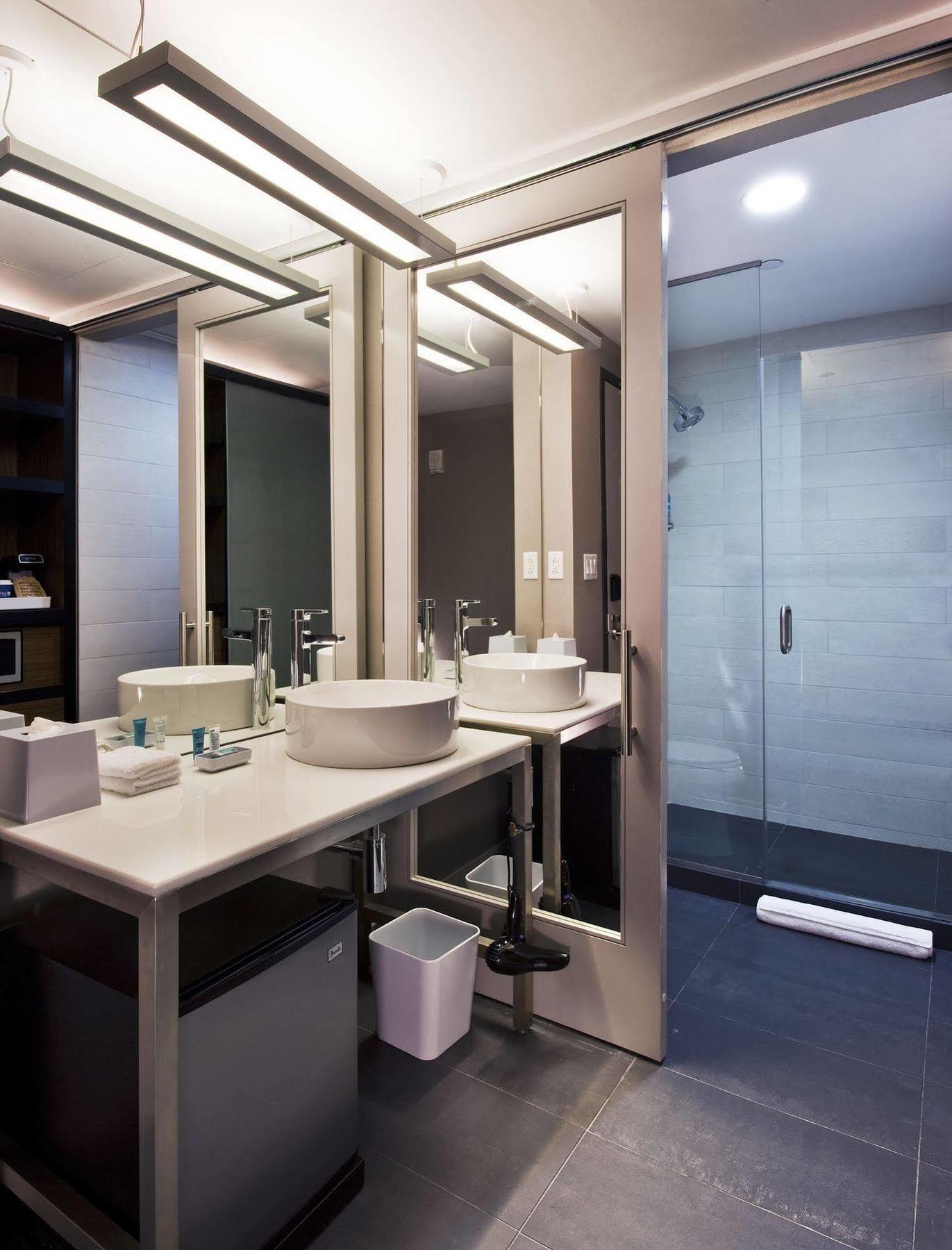 Aloft Brickell Hotel 3*