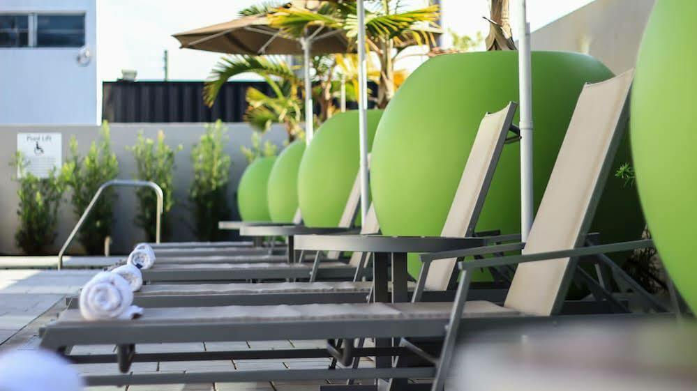 Express & Airport East By Ihg Hotel 3*