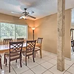 Home With Pool In Upscale Pinecrest Village