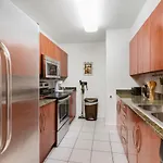 Miami Downtown Brickell Spacious 4 Bedrooms 6 Beds