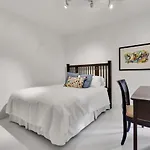 Newly Remodeled - Key Colony Apartment