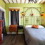 Magical, Unique Villa At Boho Restaurant & Bar