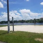 Entire Apartment 1 University Lakes
