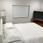 Miami-Airport Oasis Vip House