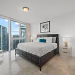 High Rise Luxury Ocean Corner Unit 2/2 - Icon Brickell