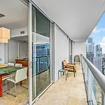 High Rise Luxury Ocean Corner Unit 2/2 - Icon Brickell
