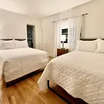 439 Hotel
