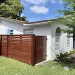 Private Suite W/ Full Backyard, Bbq, 5Min From Mia