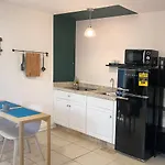 Private Suite W/ Full Backyard, Bbq, 5Min From Mia