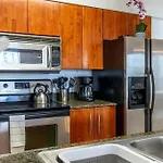 Beautiful 3 Bedroom Apartment In Brickell Miami