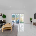 Wonderful 3 Bedrooms House, Spacious&Bright