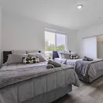 Amazing Townhouse 15 Minutes From The Beach