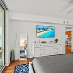 Luxurious 1Br High Rise Condo Brickell-Free Parking
