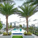 Sentral 1Br Apt With Den In Wynwood