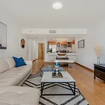 Lovely Condo With City & Ocean Views. Sleep Up To 6 People!