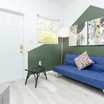 1 Bedroom Apartment With Balcony Miami - Heart Of Downtown