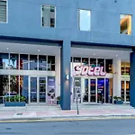 High End Studio Yotel Downtown L57