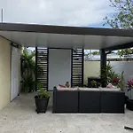 Quiet And Spacious Townhouse In Miami