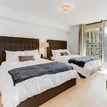 Luxe 1Br Apt With Balcony Bay View Pool Gym Parking