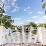Bright & Cozy Duplex ~ Near South Beach & Wynwood!