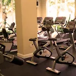 Modern Ocean View Apartment By Miami Te Espera - Hallandale 9E