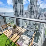 Luxury Studio In Heart Of Downtown Miami With Ocean View