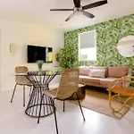 Miami Vice - Wynwood Studios By Pattio