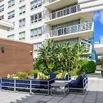 Luxury 2Bd 2Ba Wynwood Condo With Pool & Free Parking