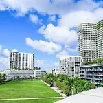 Luxury 2Bd 2Ba Wynwood Condo With Pool & Free Parking