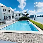 Paradise On The Isle # 1