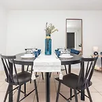 One Bedroom Apartment - With Parking & Balcony - Heart Of Wynwood