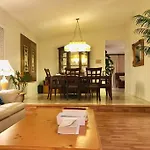 Pool House In Tropical Miami