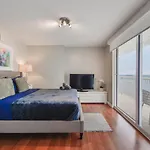 Spectacular 3 Bd Condo Direct Ocean Balcony View