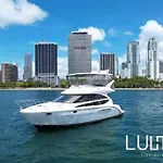 Modern 1Br Miami Apt Sleeps 3, Kitchenette L10A