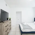 Modern 3-Bedroom In The Heart Of Wynwood Art District