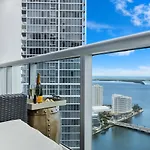 Special Offer At Icon Brickell With Ocean View