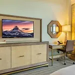 Charming 5 Star Condo Unit Situated At Ritz Carlton-Key Biscayne