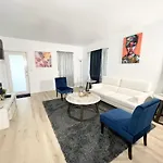 Calle Ocho Miami Stays 1