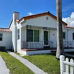 Cozy And Super Location 2 Br