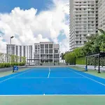 Modern & Beautifully Furnished Apt Midtown Miami