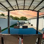 Modern 6 Bedroom Home With Pool And Bbq In Miami L34