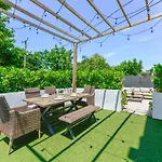 5 Bedrooms -15 Min From The Beach @Design District